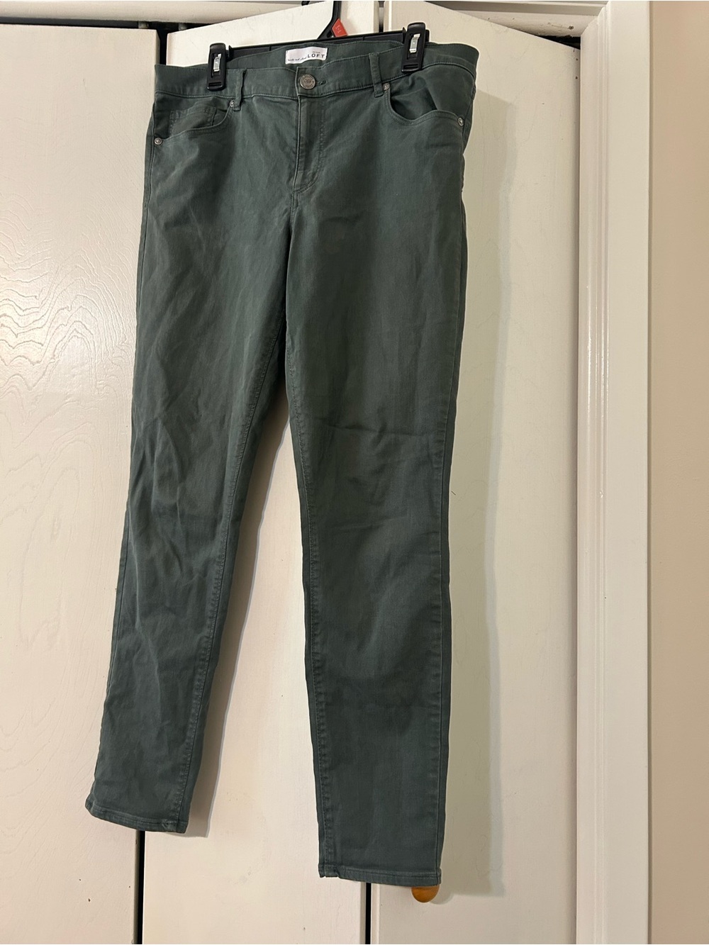 LOFT Women’s Stretch Slim / Modern Skinny Jeans in Olive Green